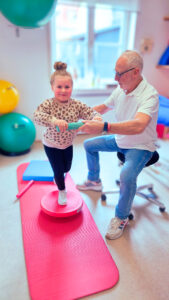 Home BB Krankengymnastik Koordinationstraining 169x300